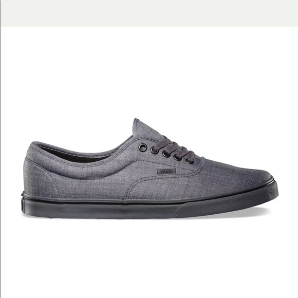 Vans - Picture 1 of 5